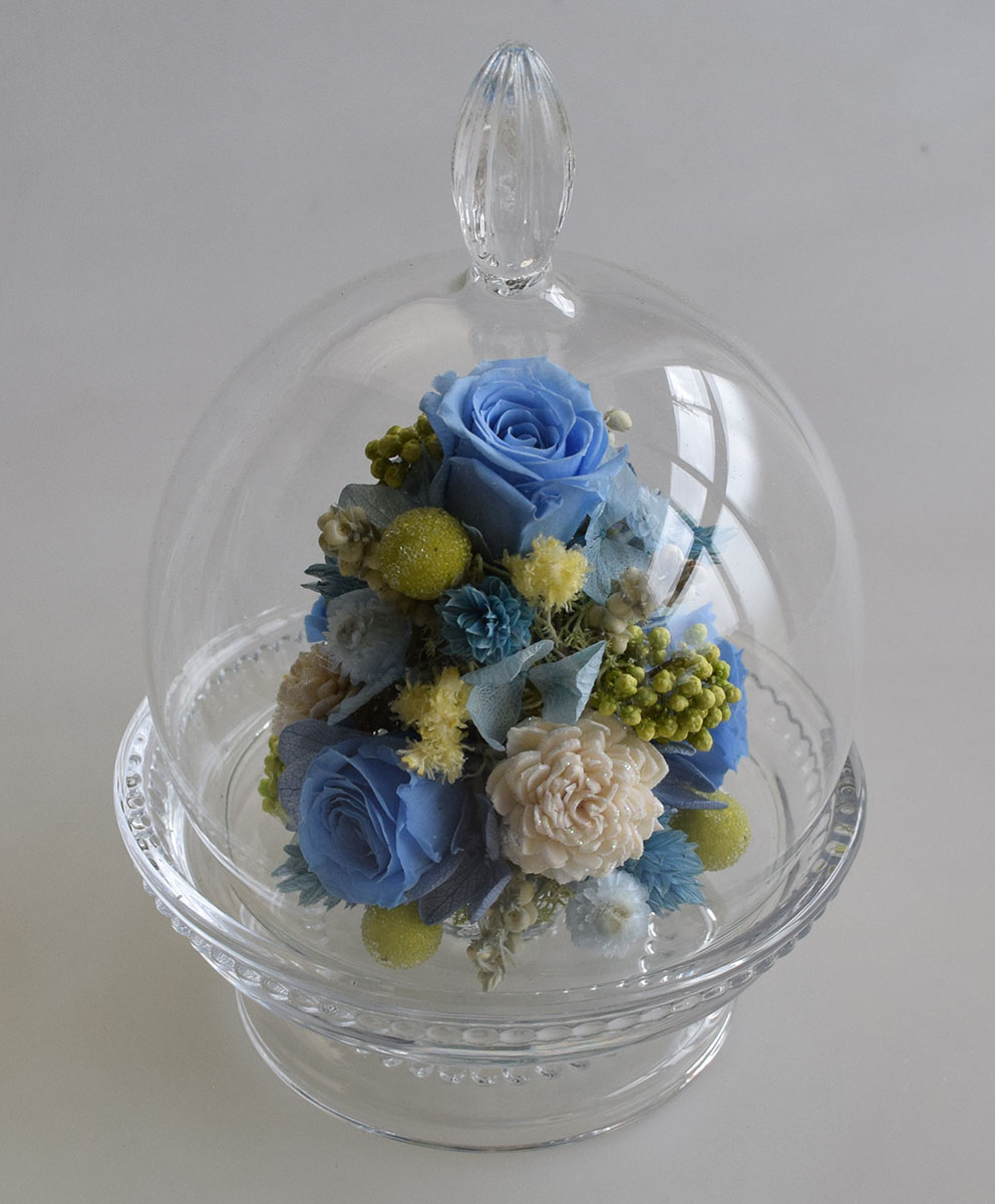 ガラスドームの花器 プリザーブドフラワーアレンジメント 水色のバラ | プリザーブドフラワーリース専門店|愛彩祭|送料無料